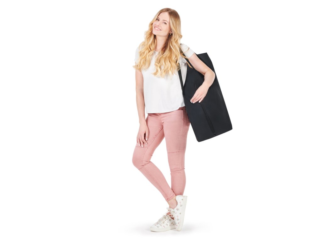 Kompaktne zložená cestovná postieľka Kinderkraft Leody v prepravnej taške