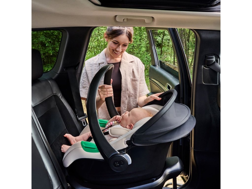 Ultraľahká autosedačka Kinderkraft MINK PRO 2 i-Size