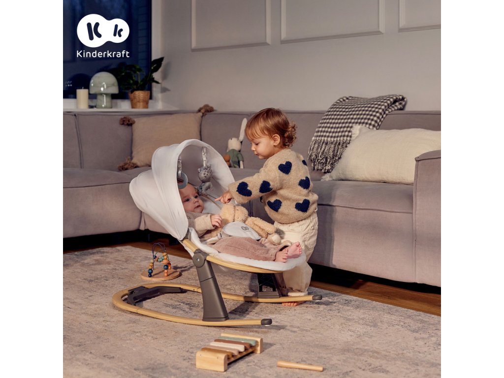 Detail striešky s moskytiérou a hračiek lehátka Kinderkraft Elsu