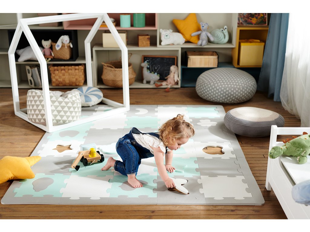 Rozložené penové puzzle Kinderkraft Luno Shapes Mint v detskej izbe