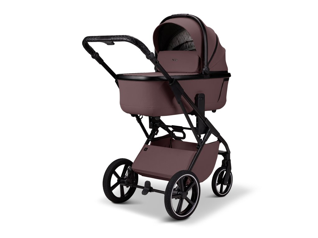 Detail refluxného nastavenia hlavičky a prémiového interiéru vaničky Moon Ciao