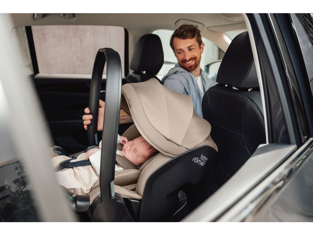 Autosedačka Britax-Römer Baby-Safe Pro Style + Vario Base 5Z