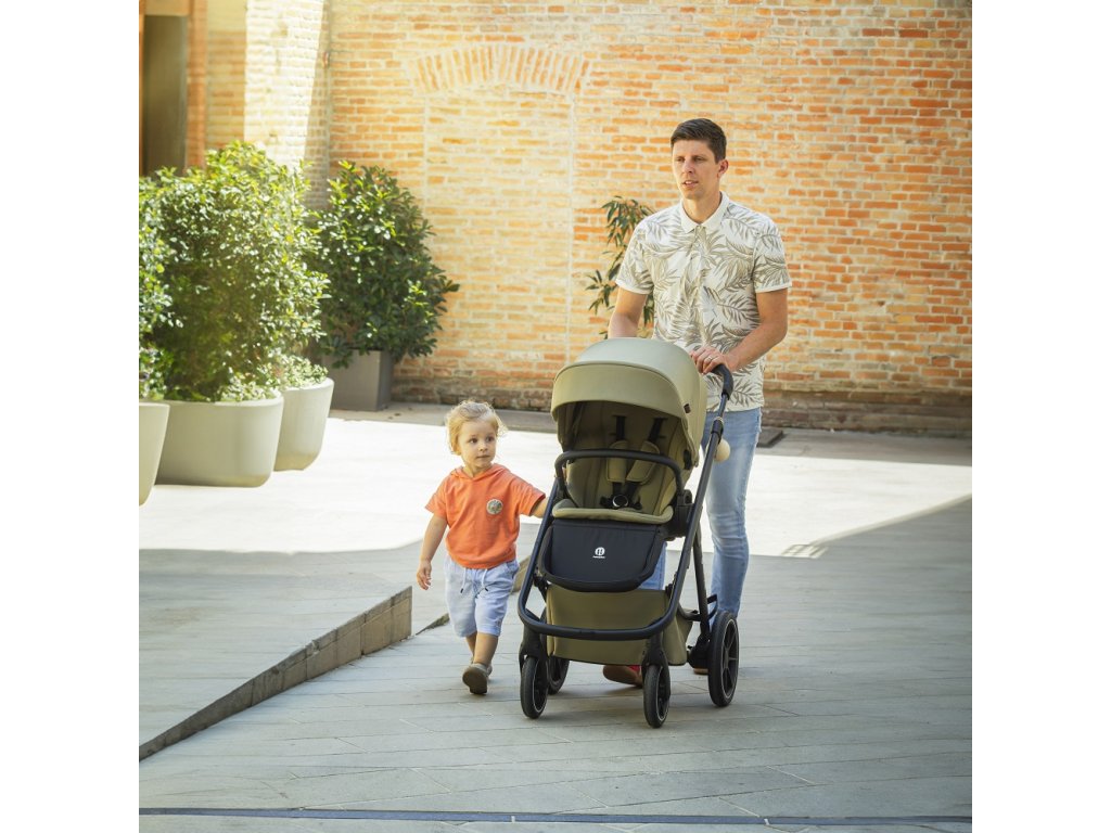 Kočík Petite&Mars Icon RWS XXL + Cybex Aton B2 i-Size + základňa