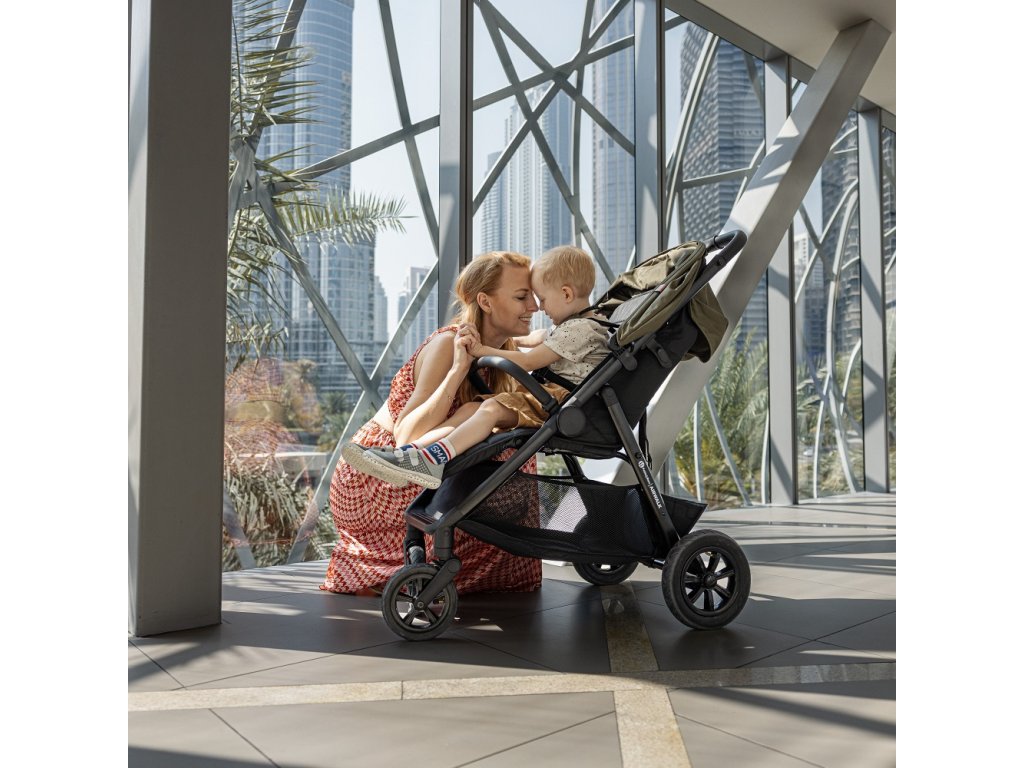 Kočík Petite&Mars Airwalk2