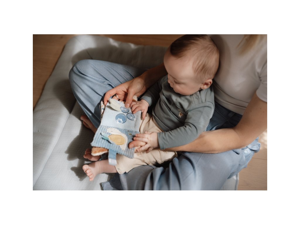 Little Dutch Závesná textilná knižka s aktivitami Forest Friends