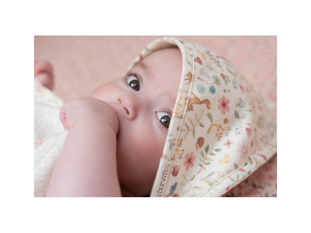 Little Dutch Osuška s kapucňou 75x75 cm Fairy Wonders