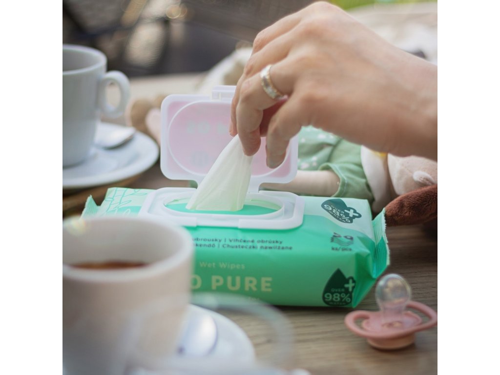 Vlhčené obrúsky Petite&Mars  So Pure 56 ks