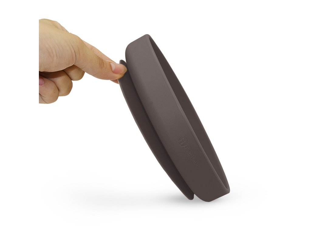 Silikónový tanier s prísavkou Petite&Mars Bitter Cocoa