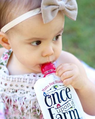 🥣 Kŕmenie bez stresu a neporiadku? Áno, dá sa to! 💛 Silikónové náustky ChooMee SoftSip premenia obyčajnú kapsičku na...