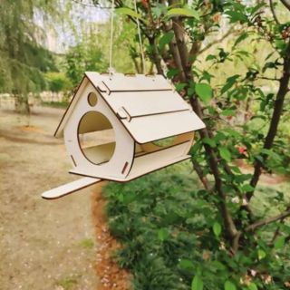 🍁 Tvorivá zábava pre deti aj pomoc pre prírodu 🍁 Novinka v našej ponuke – Kruzzel búdka pre vtáčikov s farbami 🐦🎨 Spolu s...